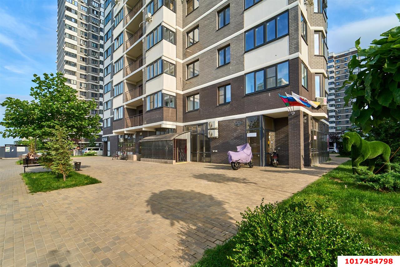 Фото №14: 1-комнатная квартира <span class="whitespace-nowrap">40 м²</span>, <span class="whitespace-nowrap">22/24 эт.</span> - Краснодар, Прикубанский внутригородской округ, Россинского, мкр. жилой комплекс Дружный-2, б-р Адмиралтейский, 3к2