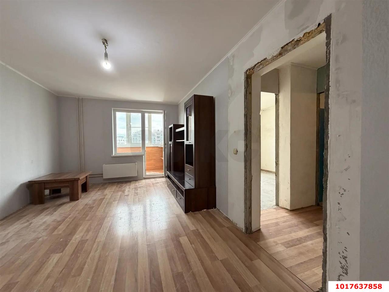 Фото №3: 1-комнатная квартира <span class="whitespace-nowrap">40 м²</span>, <span class="whitespace-nowrap">10/16 эт.</span> - Краснодар, Карасунский внутригородской округ, мкр. Гидростроителей, пр-кт имени писателя Знаменского, 5