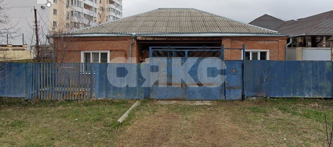 Фото №4: Часть дома <span class="whitespace-nowrap">147 м²</span> <span class="whitespace-nowrap">+ 7 сот.</span>, <span class="whitespace-nowrap">1 эт.</span> - Армавир, мкр. Родина, ул. Советской Армии
