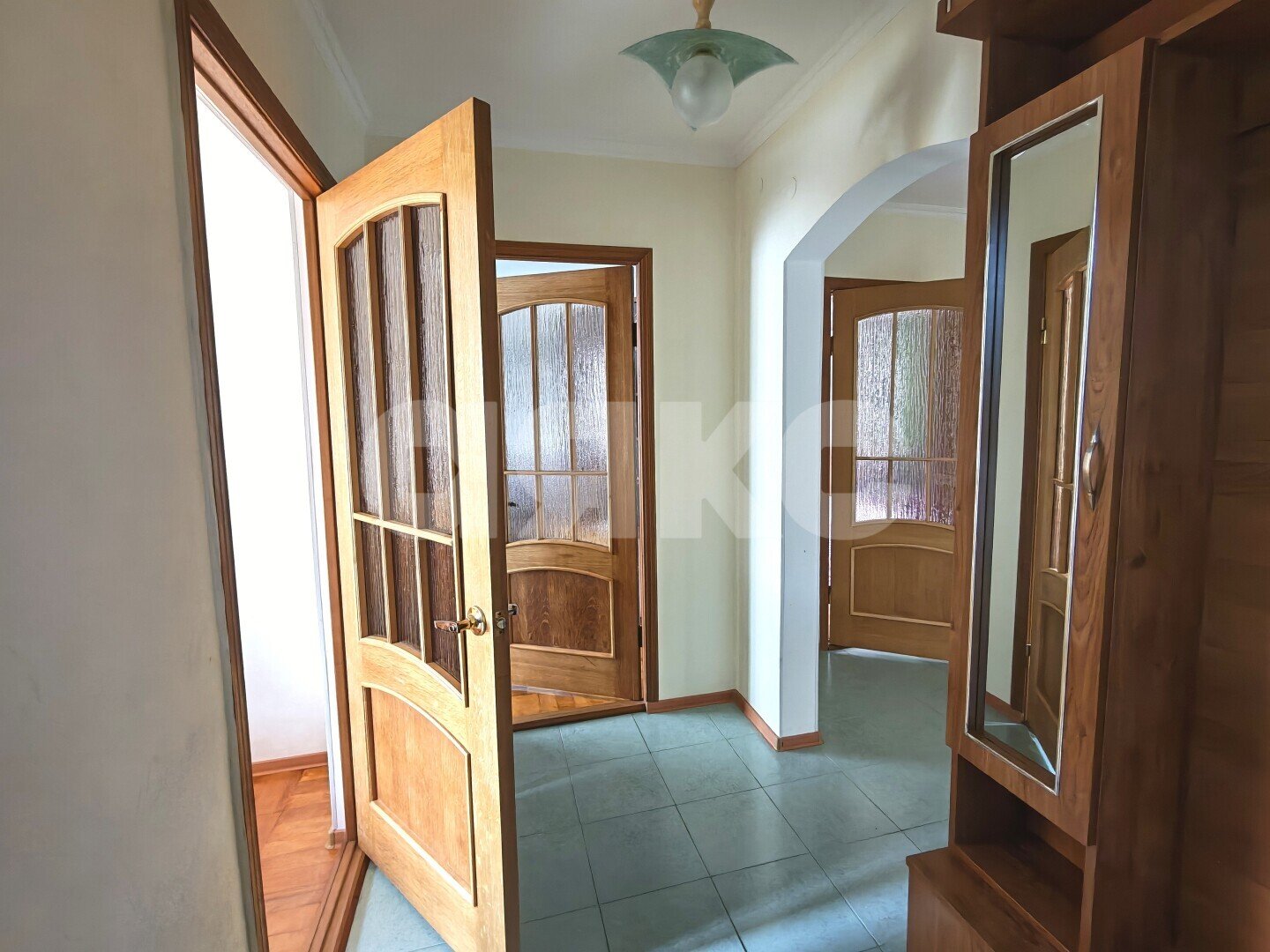Фото №4: 3-комнатная квартира <span class="whitespace-nowrap">62 м²</span>, <span class="whitespace-nowrap">8/9 эт.</span> - Геленджик, мкр. 5-й, ул. Островского, 79А