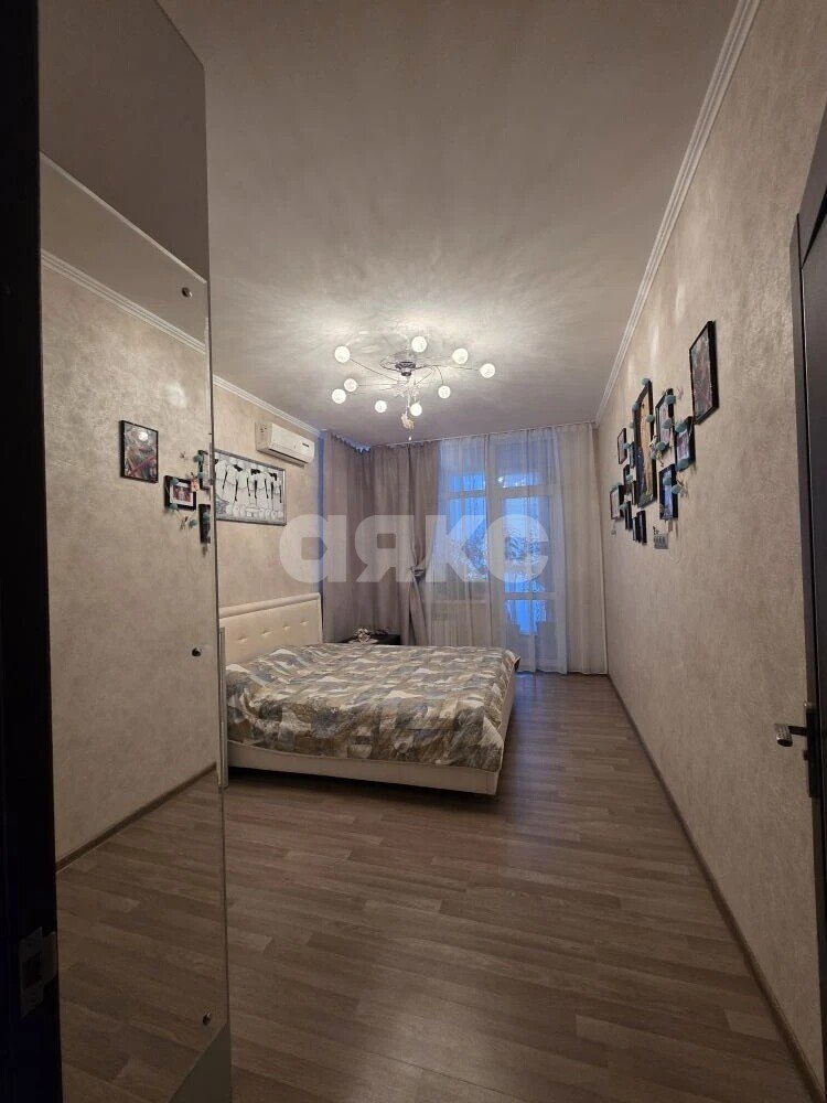 Фото №1: 2-комнатная квартира <span class="whitespace-nowrap">70 м²</span>, <span class="whitespace-nowrap">2/2 эт.</span> - Геленджик, мкр. Магилат, ул. Цветочная, 34