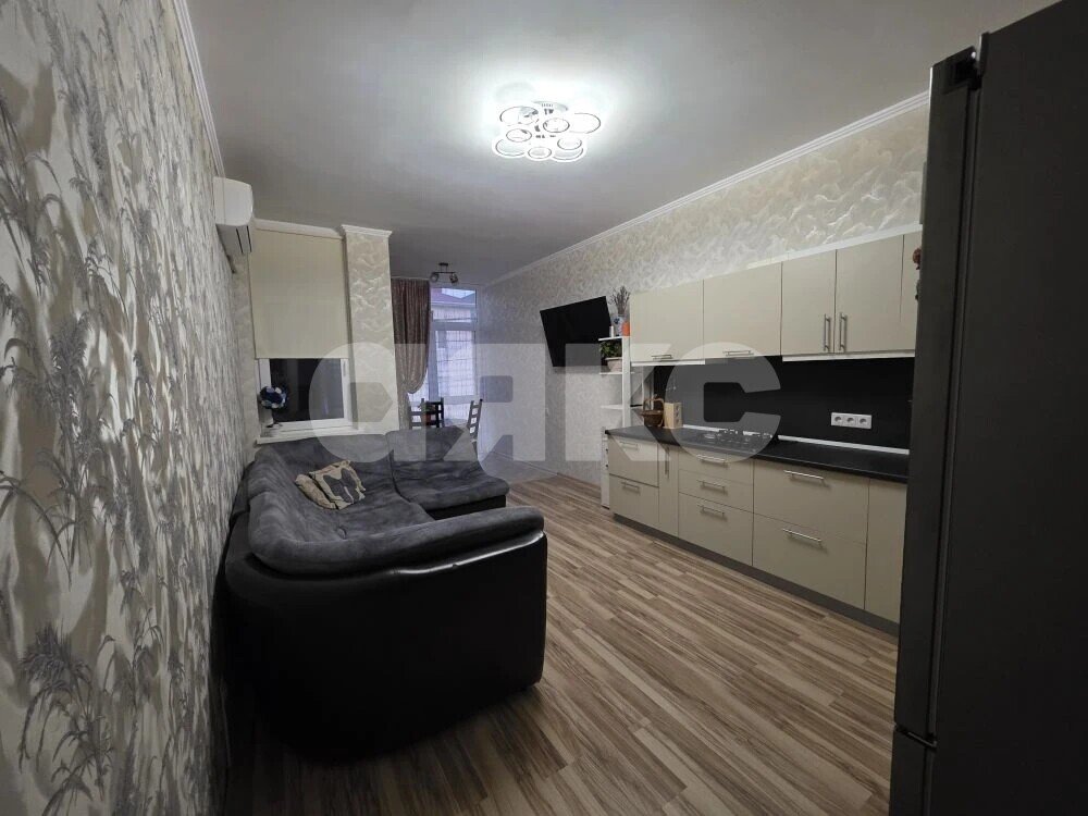 Фото №3: 2-комнатная квартира <span class="whitespace-nowrap">70 м²</span>, <span class="whitespace-nowrap">2/2 эт.</span> - Геленджик, мкр. Магилат, ул. Цветочная, 34