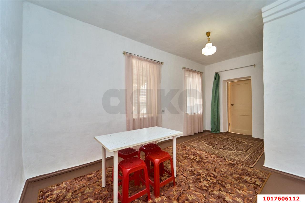 Фото №6: 1-комнатная квартира <span class="whitespace-nowrap">40 м²</span>, <span class="whitespace-nowrap">1/1 эт.</span> - Краснодар, Центральный внутригородской округ, мкр. Центральный, ул. Гоголя, 75