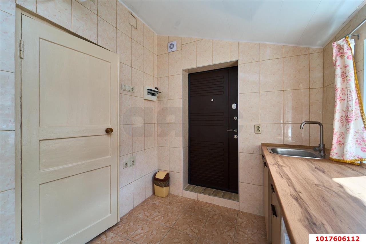 Фото №10: 1-комнатная квартира <span class="whitespace-nowrap">40 м²</span>, <span class="whitespace-nowrap">1/1 эт.</span> - Краснодар, Центральный внутригородской округ, мкр. Центральный, ул. Гоголя, 75
