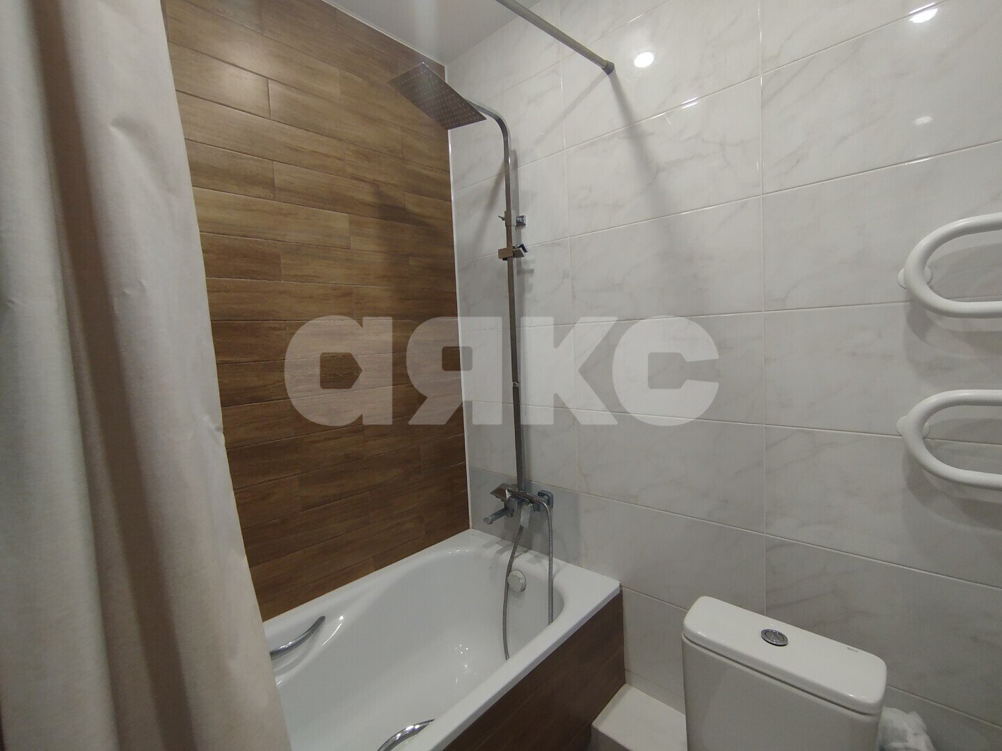 Фото №8: 1-комнатная квартира <span class="whitespace-nowrap">41 м²</span>, <span class="whitespace-nowrap">1/8 эт.</span> - Горячий Ключ, мкр. Администрация, ул. Рябиновая, 2