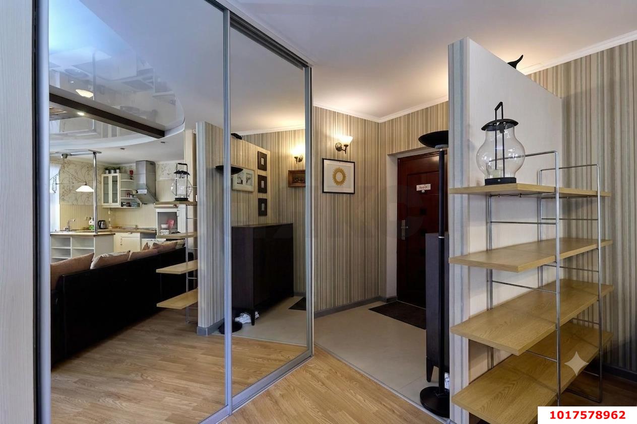 Фото №10: 2-комнатная квартира <span class="whitespace-nowrap">80 м²</span>, <span class="whitespace-nowrap">1/4 эт.</span> - Краснодар, Прикубанский внутригородской округ, мкр. Музыкальный, ул. Ангарская, 1/3