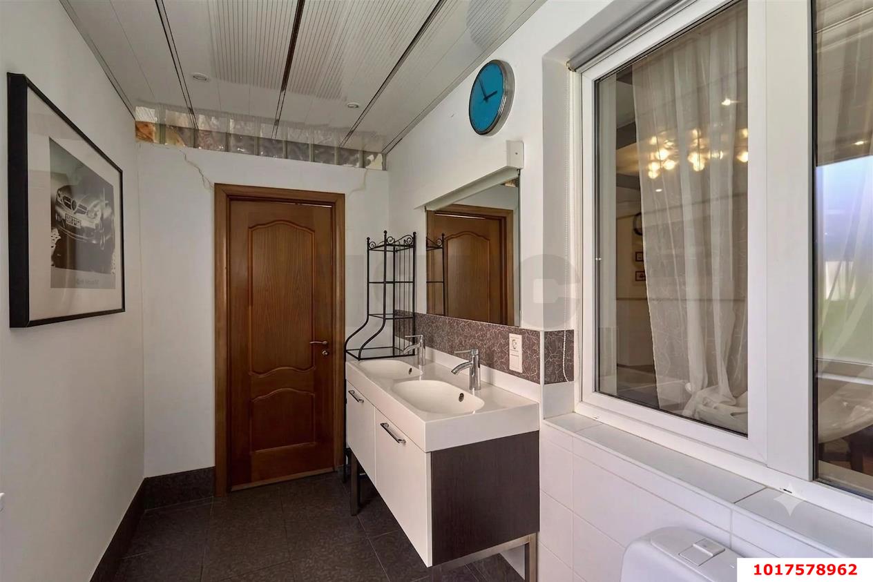 Фото №12: 2-комнатная квартира <span class="whitespace-nowrap">80 м²</span>, <span class="whitespace-nowrap">1/4 эт.</span> - Краснодар, Прикубанский внутригородской округ, мкр. Музыкальный, ул. Ангарская, 1/3