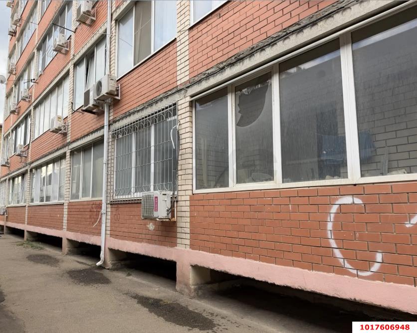 Фото №2: 1-комнатная квартира <span class="whitespace-nowrap">26 м²</span>, <span class="whitespace-nowrap">1/6 эт.</span> - Российский, мкр. Прикубанский внутригородской округ, ул. Ратной Славы, 50