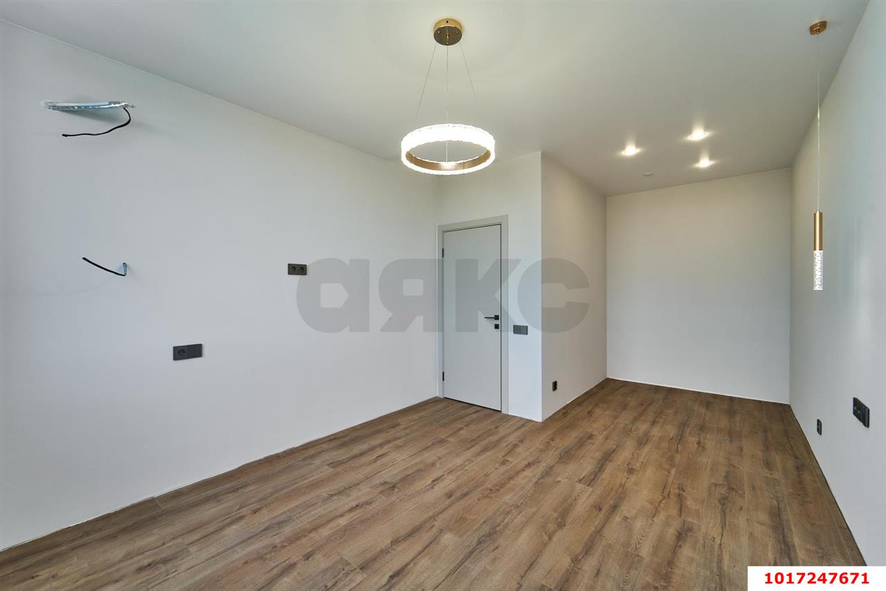 Фото №7: 2-комнатная квартира <span class="whitespace-nowrap">72 м²</span>, <span class="whitespace-nowrap">6/24 эт.</span> - Краснодар, Центральный внутригородской округ, мкр. Черёмушки, ул. Обрывная, 132/1к21
