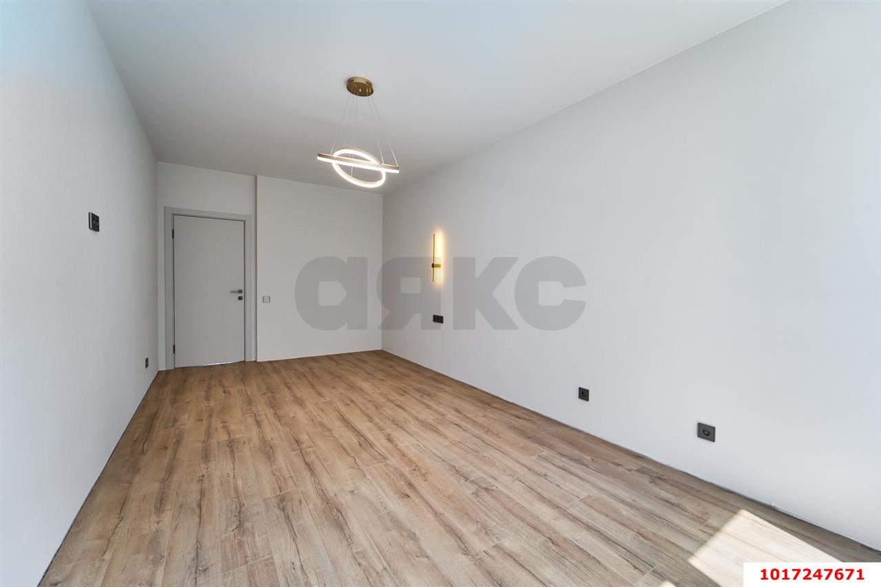 Фото №12: 2-комнатная квартира <span class="whitespace-nowrap">72 м²</span>, <span class="whitespace-nowrap">6/24 эт.</span> - Краснодар, Центральный внутригородской округ, мкр. Черёмушки, ул. Обрывная, 132/1к21