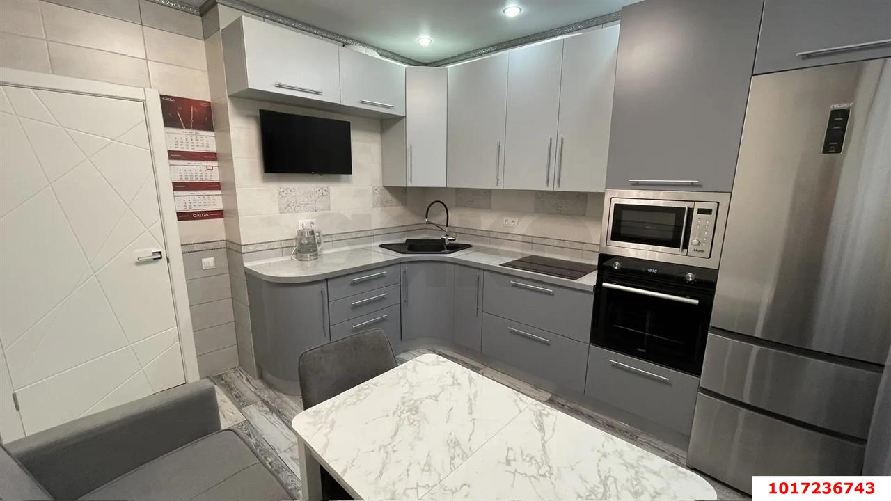 Фото №5: 1-комнатная квартира <span class="whitespace-nowrap">42 м²</span>, <span class="whitespace-nowrap">6/17 эт.</span> - Краснодар, Прикубанский внутригородской округ, Панорама, мкр. ЖК Севастопольский, ул. имени Жлобы, 141