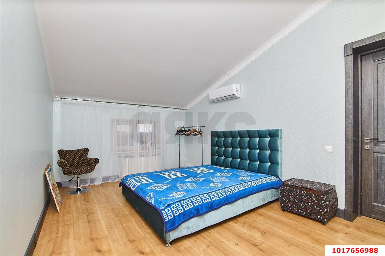 Фото №8: 3-комнатная квартира <span class="whitespace-nowrap">162 м²</span>, <span class="whitespace-nowrap">7/8 эт.</span> - Краснодар, Прикубанский внутригородской округ, мкр. Музыкальный, ул. Шолохова, 35