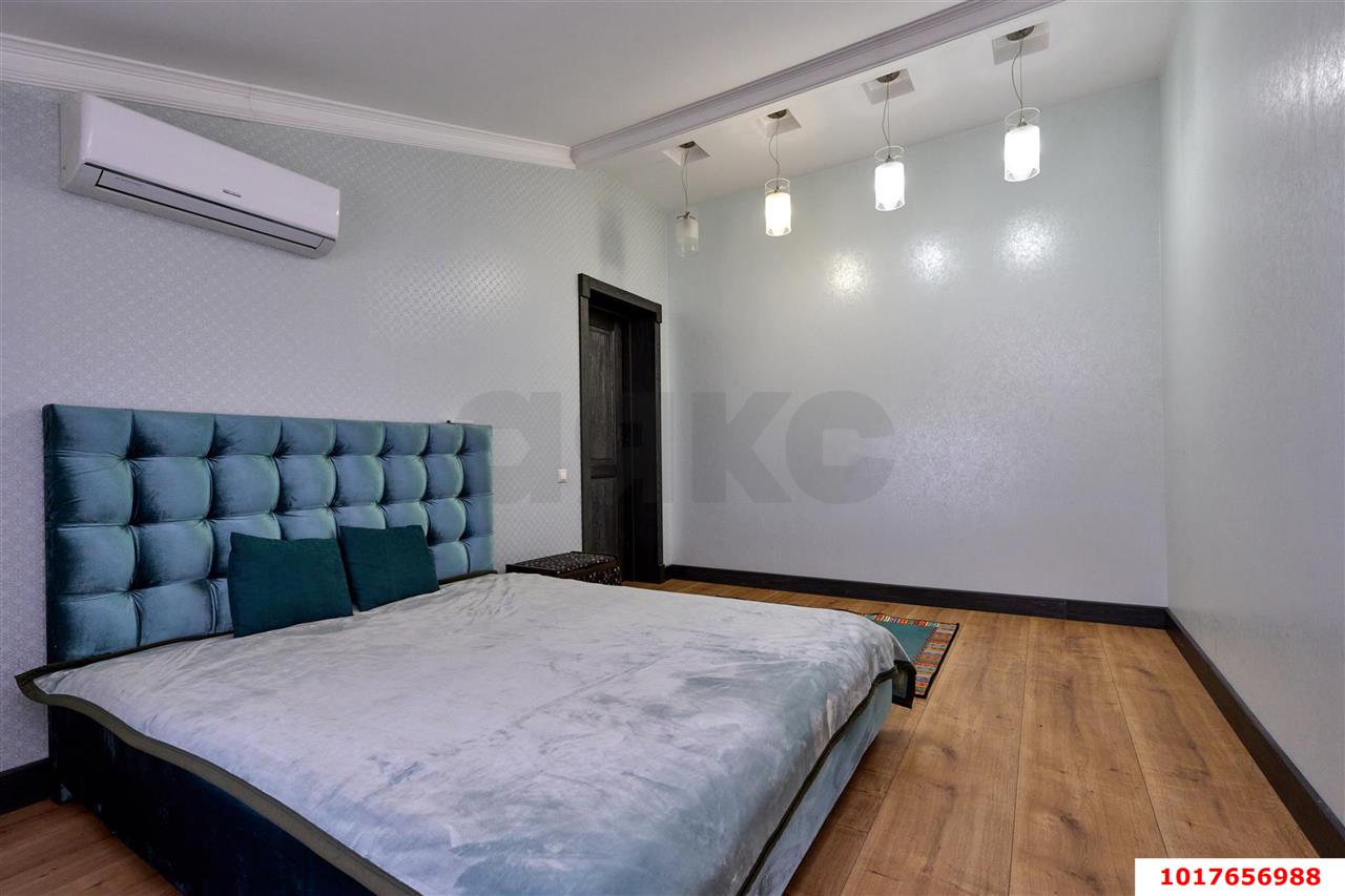 Фото №6: 3-комнатная квартира <span class="whitespace-nowrap">162 м²</span>, <span class="whitespace-nowrap">7/8 эт.</span> - Краснодар, Прикубанский внутригородской округ, мкр. Музыкальный, ул. Шолохова, 35