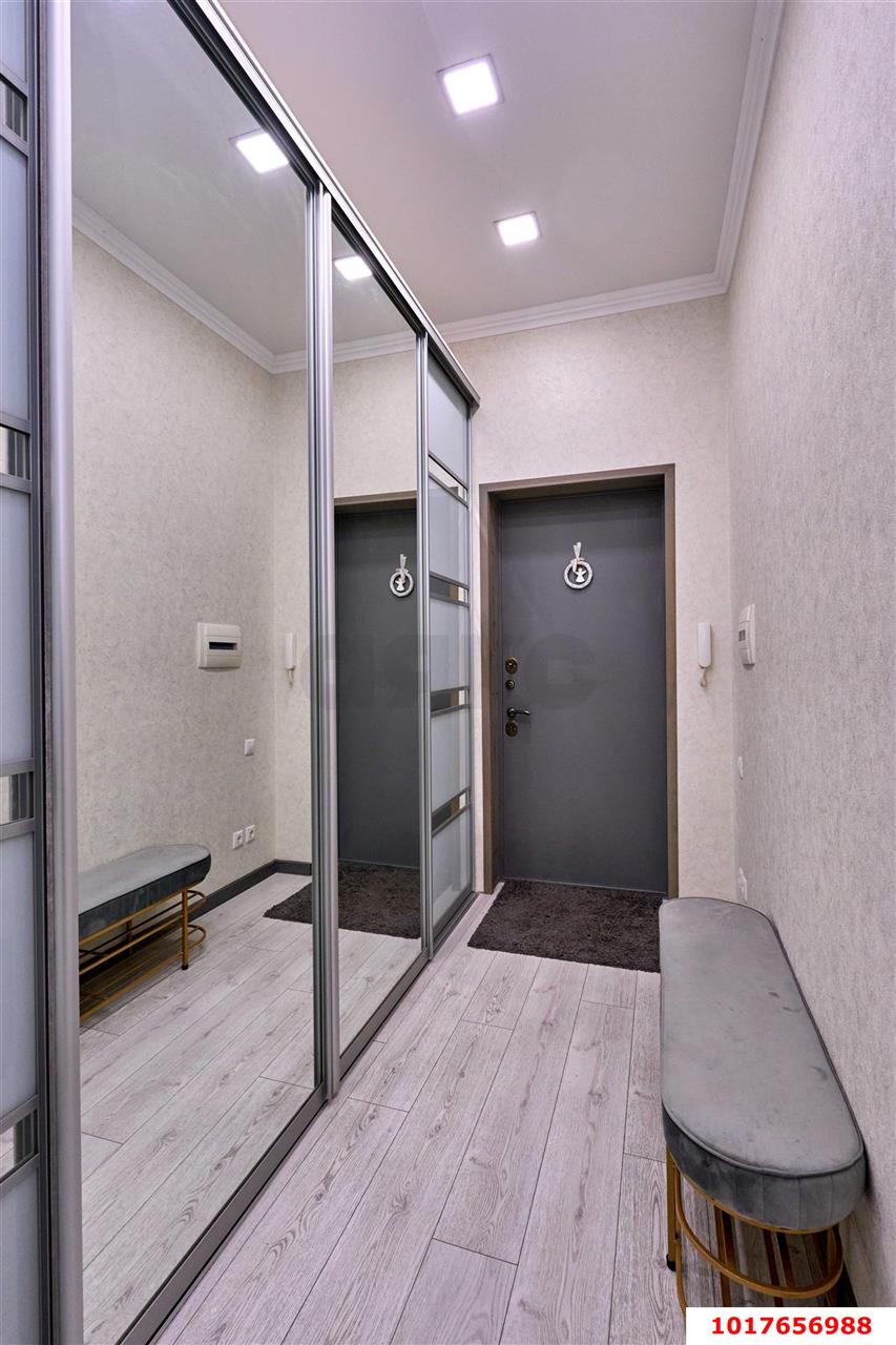 Фото №16: 3-комнатная квартира <span class="whitespace-nowrap">162 м²</span>, <span class="whitespace-nowrap">7/8 эт.</span> - Краснодар, Прикубанский внутригородской округ, мкр. Музыкальный, ул. Шолохова, 35
