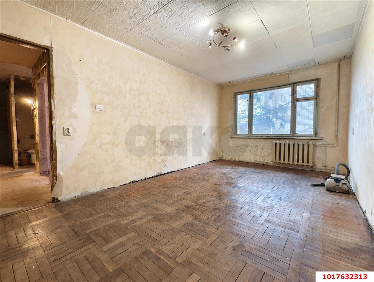 Фото №1: 2-комнатная квартира <span class="whitespace-nowrap">44 м²</span>, <span class="whitespace-nowrap">1/5 эт.</span> - Краснодар, Прикубанский внутригородской округ, Фестивальный, мкр. Отделение № 1 совхоза Солнечный, ул. Совхозная, 6