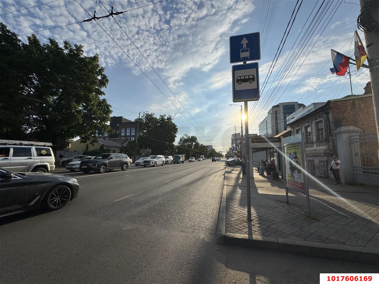 Фото №6: Торговое помещение <span class="whitespace-nowrap">32 м²</span>, <span class="whitespace-nowrap">1/3 эт.</span> - Краснодар, Центральный внутригородской округ, мкр. Центральный, ул. Северная, 347