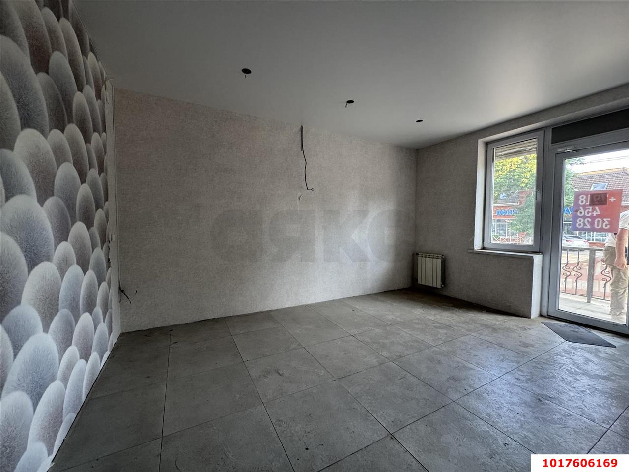 Фото №12: Торговое помещение <span class="whitespace-nowrap">32 м²</span>, <span class="whitespace-nowrap">1/3 эт.</span> - Краснодар, Центральный внутригородской округ, мкр. Центральный, ул. Северная, 347
