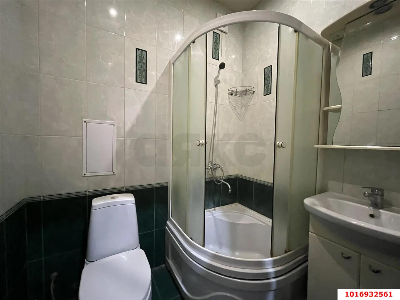 Фото №3: 1-комнатная квартира <span class="whitespace-nowrap">28 м²</span>, <span class="whitespace-nowrap">4/6 эт.</span> - Краснодар, Прикубанский внутригородской округ, Музыкальный, мкр. ЖК Лучезарный, ул. Московская, 154к2