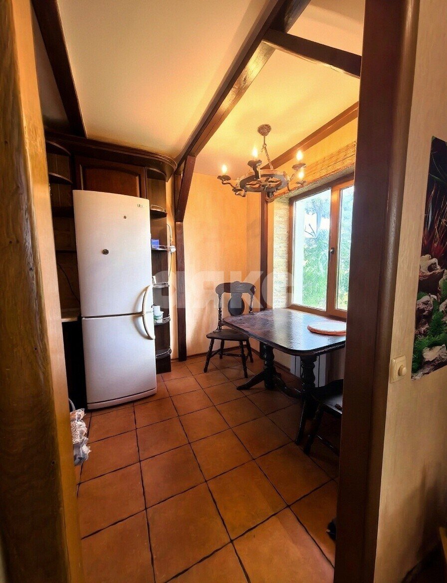 Фото №5: 3-комнатная квартира <span class="whitespace-nowrap">64 м²</span>, <span class="whitespace-nowrap">3/9 эт.</span> - Мариуполь, р. Жовтневый, пр-кт Металлургов, 129