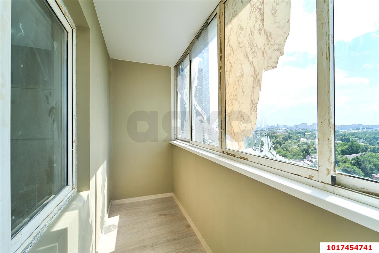 Фото №10: 1-комнатная квартира <span class="whitespace-nowrap">42 м²</span>, <span class="whitespace-nowrap">16/16 эт.</span> - Краснодар, Прикубанский внутригородской округ, мкр. Завод Измерительных Приборов, ул. имени 40-летия Победы, 33/10