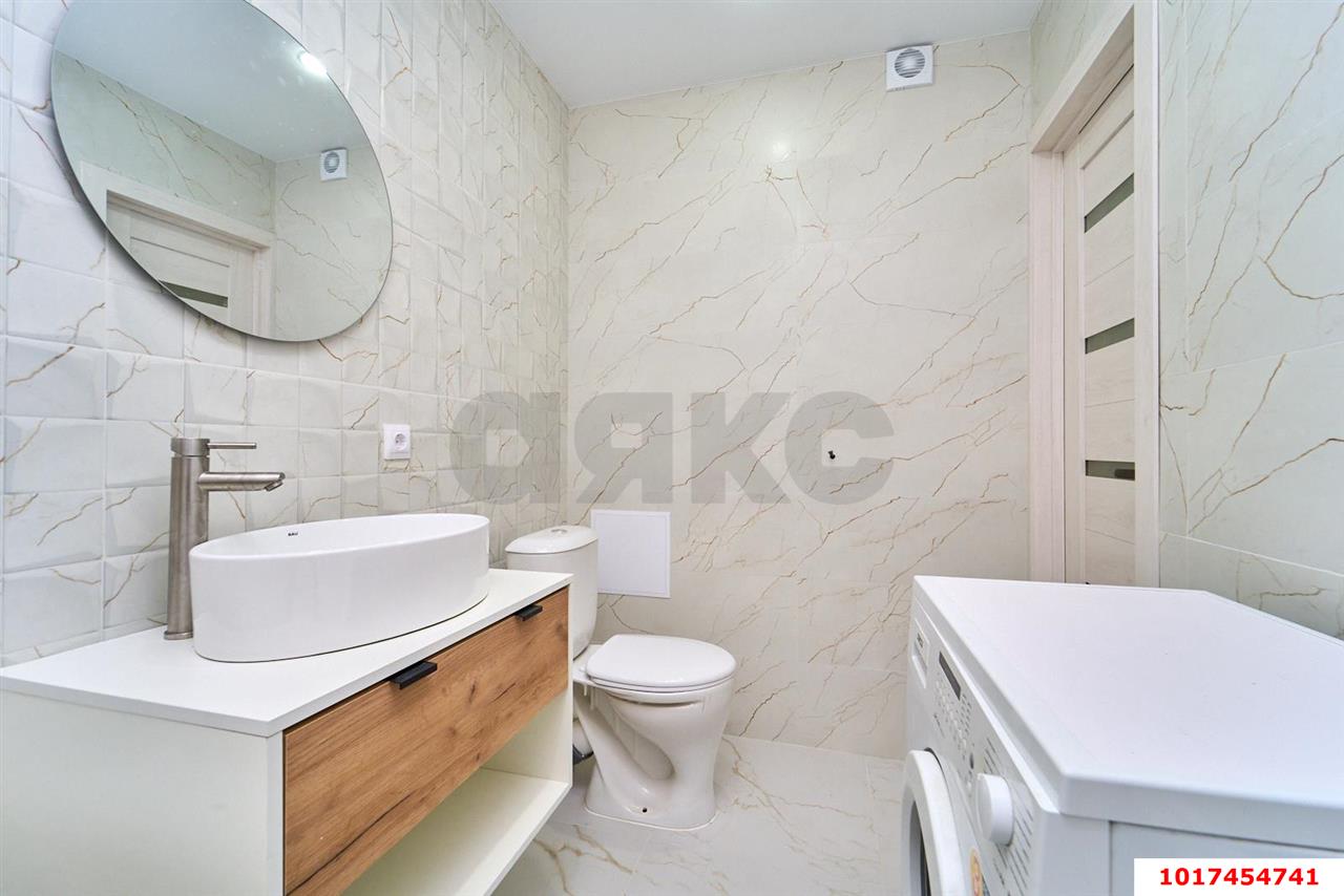 Фото №7: 1-комнатная квартира <span class="whitespace-nowrap">42 м²</span>, <span class="whitespace-nowrap">16/16 эт.</span> - Краснодар, Прикубанский внутригородской округ, мкр. Завод Измерительных Приборов, ул. имени 40-летия Победы, 33/10