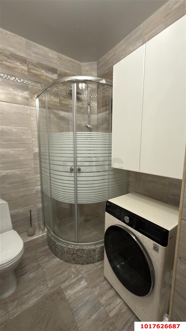 Фото №8: 1-комнатная квартира <span class="whitespace-nowrap">38 м²</span>, <span class="whitespace-nowrap">5/9 эт.</span> - Краснодар, Прикубанский внутригородской округ, мкр. ЖК Красная Площадь, ул. Конгрессная, 23