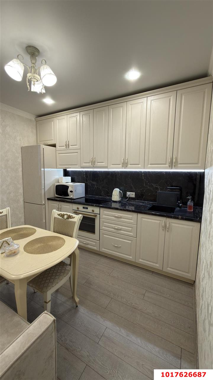 Фото №4: 1-комнатная квартира <span class="whitespace-nowrap">38 м²</span>, <span class="whitespace-nowrap">5/9 эт.</span> - Краснодар, Прикубанский внутригородской округ, мкр. ЖК Красная Площадь, ул. Конгрессная, 23
