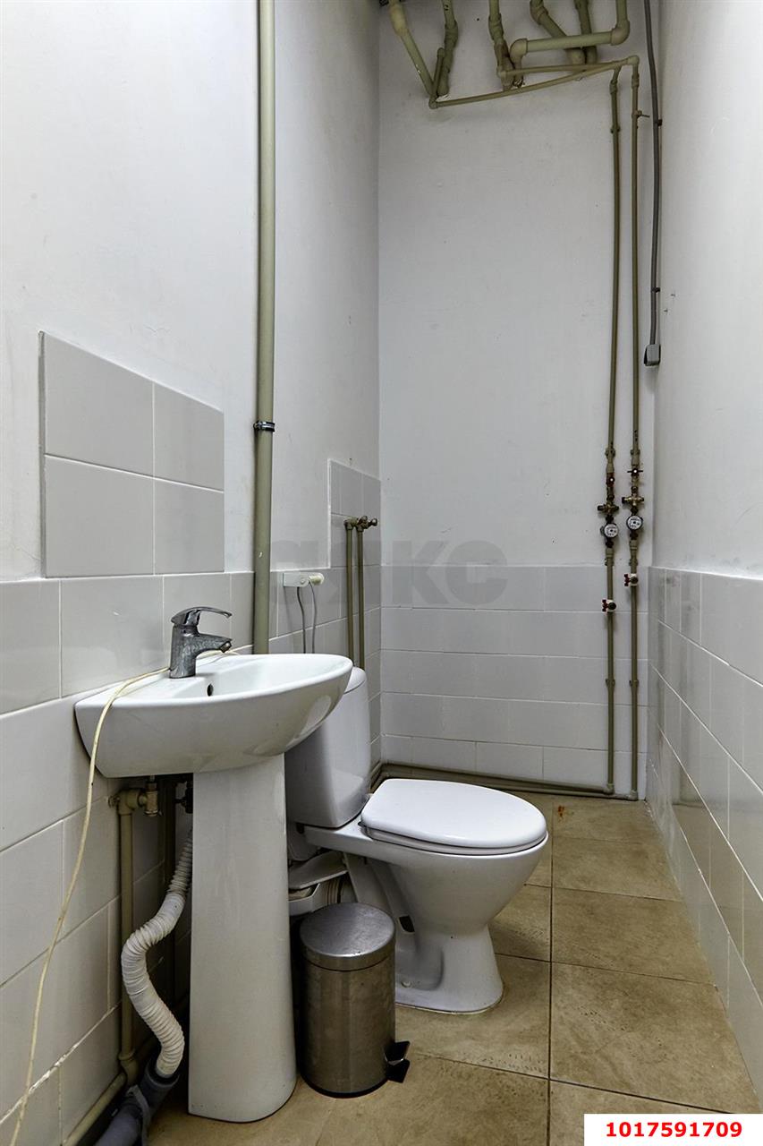 Фото №10: Производственное помещение <span class="whitespace-nowrap">52 м²</span>, <span class="whitespace-nowrap">16 эт.</span> - Краснодар, Центральный внутригородской округ, мкр. Школьный, ул. 9 Мая, 48/1к1