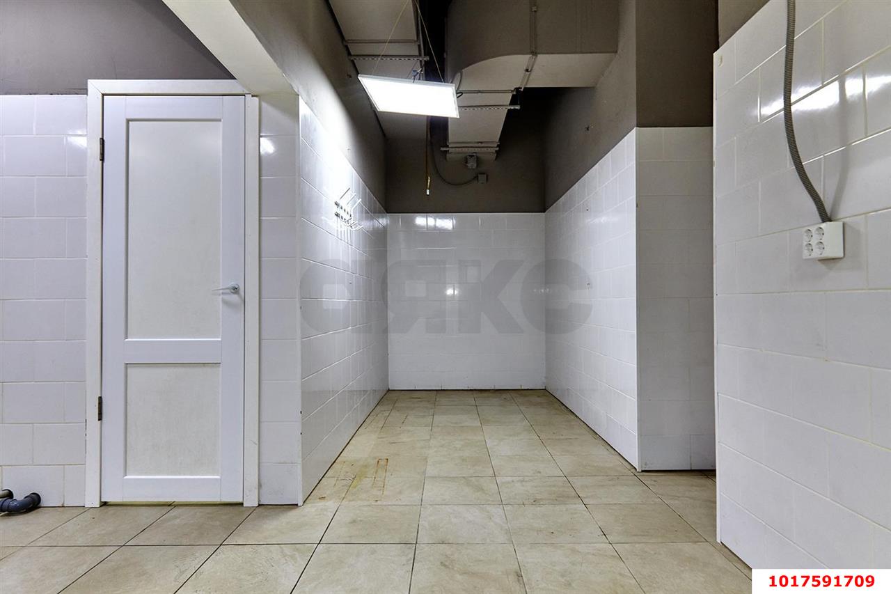 Фото №6: Производственное помещение <span class="whitespace-nowrap">52 м²</span>, <span class="whitespace-nowrap">16 эт.</span> - Краснодар, Центральный внутригородской округ, мкр. Школьный, ул. 9 Мая, 48/1к1