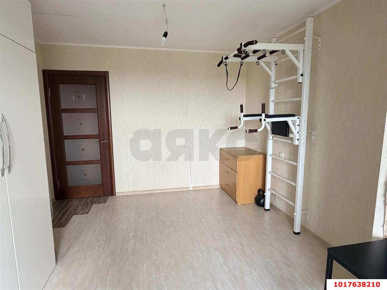 Фото №10: 2-комнатная квартира <span class="whitespace-nowrap">73 м²</span>, <span class="whitespace-nowrap">10/16 эт.</span> - Краснодар, Карасунский внутригородской округ, мкр. Гидростроителей, ул. Парусная, 20