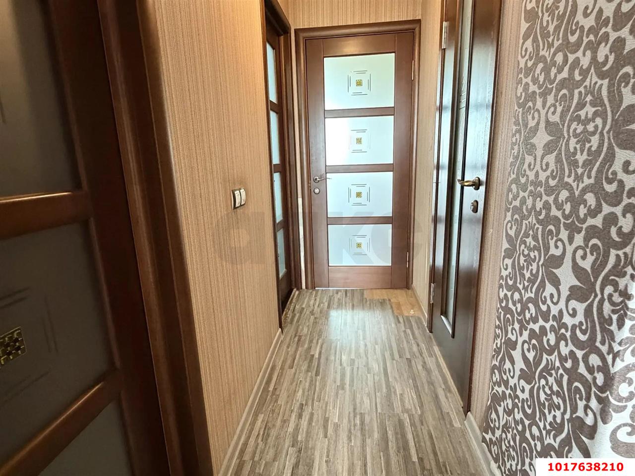 Фото №3: 2-комнатная квартира <span class="whitespace-nowrap">73 м²</span>, <span class="whitespace-nowrap">10/16 эт.</span> - Краснодар, Карасунский внутригородской округ, мкр. Гидростроителей, ул. Парусная, 20