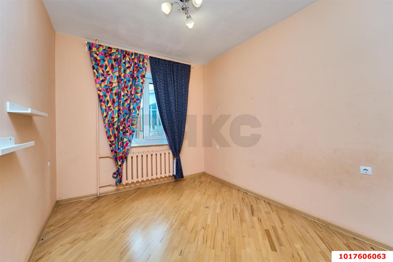 Фото №10: Дом <span class="whitespace-nowrap">146 м²</span> <span class="whitespace-nowrap">+ 5.7 сот.</span>, <span class="whitespace-nowrap">2 эт.</span> - Краснодар, Центральный внутригородской округ, мкр. Центральный, ул. Длинная, 130