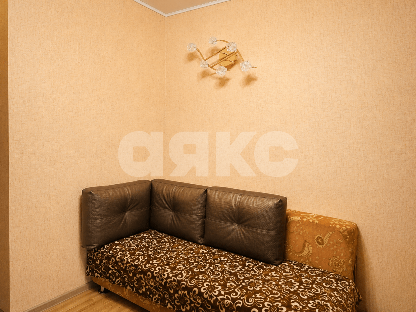 Фото №2: Студия <span class="whitespace-nowrap">28 м²</span>, <span class="whitespace-nowrap">2/5 эт.</span> - Супсех, ул. Советская, 53