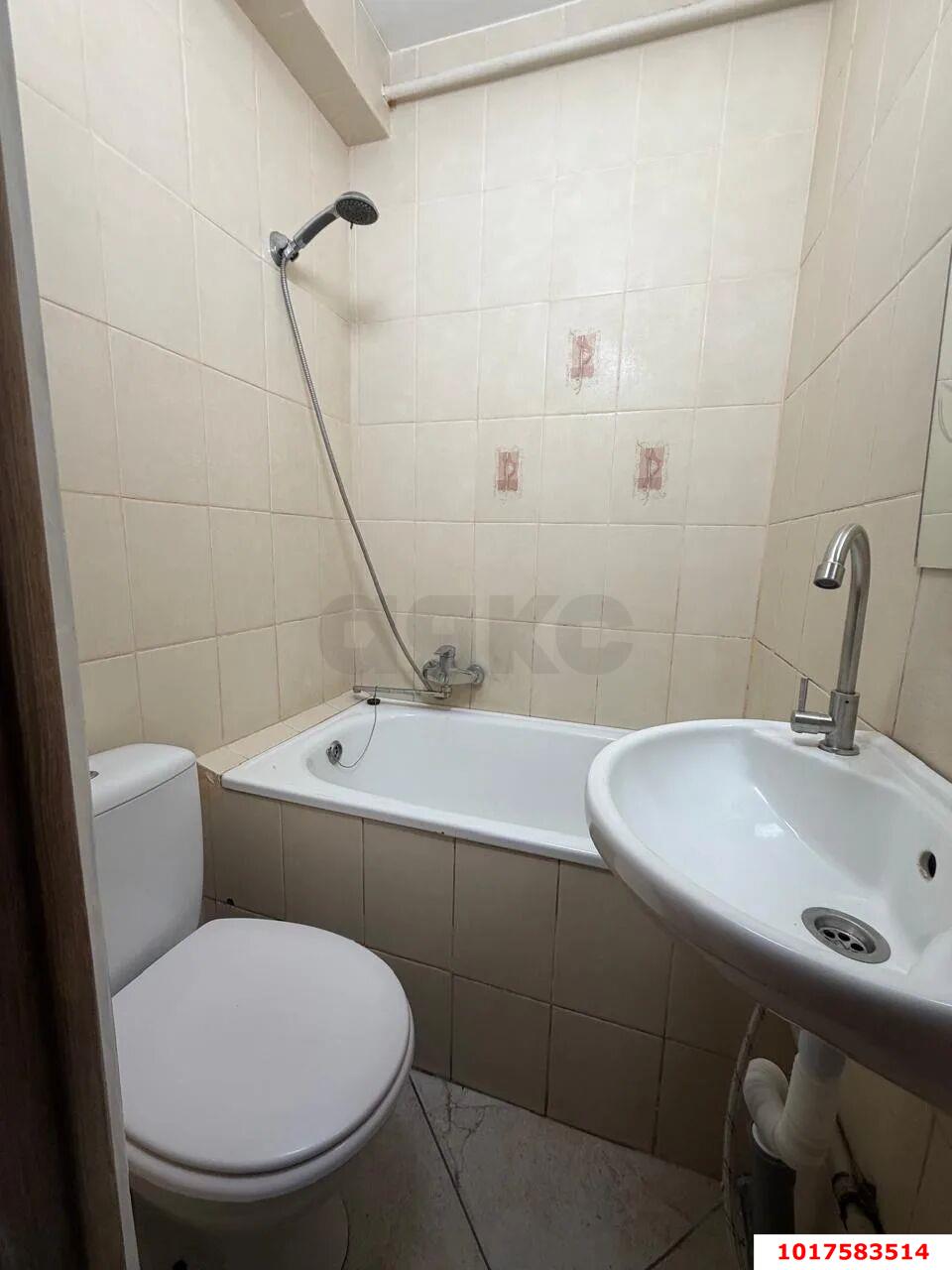 Фото №5: 1-комнатная квартира <span class="whitespace-nowrap">32 м²</span>, <span class="whitespace-nowrap">1/5 эт.</span> - Краснодар, Западный внутригородской округ, мкр. Фестивальный, ул. Котовского, 104