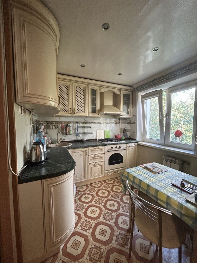 Фото №7: 2-комнатная квартира <span class="whitespace-nowrap">47 м²</span>, <span class="whitespace-nowrap">4/5 эт.</span> - Туапсе, ул. Фрунзе, 22