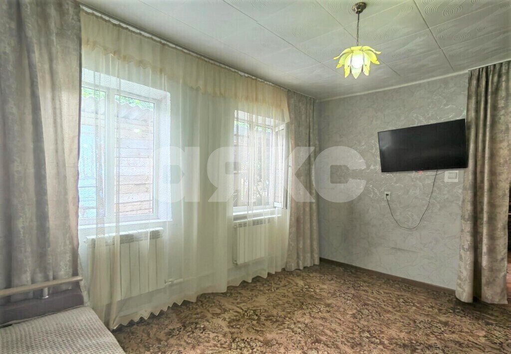 Фото №5: Дом <span class="whitespace-nowrap">87 м²</span> <span class="whitespace-nowrap">+ 5.25 сот.</span>, <span class="whitespace-nowrap">1 эт.</span> - Большой Разнокол, ул. Набережная