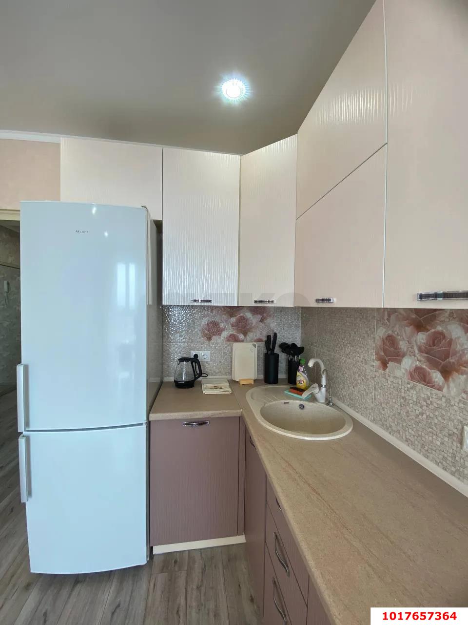 Фото №2: 1-комнатная квартира <span class="whitespace-nowrap">41 м²</span>, <span class="whitespace-nowrap">21/25 эт.</span> - Краснодар, Прикубанский внутригородской округ, ЖК Кубанский, мкр. Завод Измерительных Приборов, ул. Зиповская, 34к1