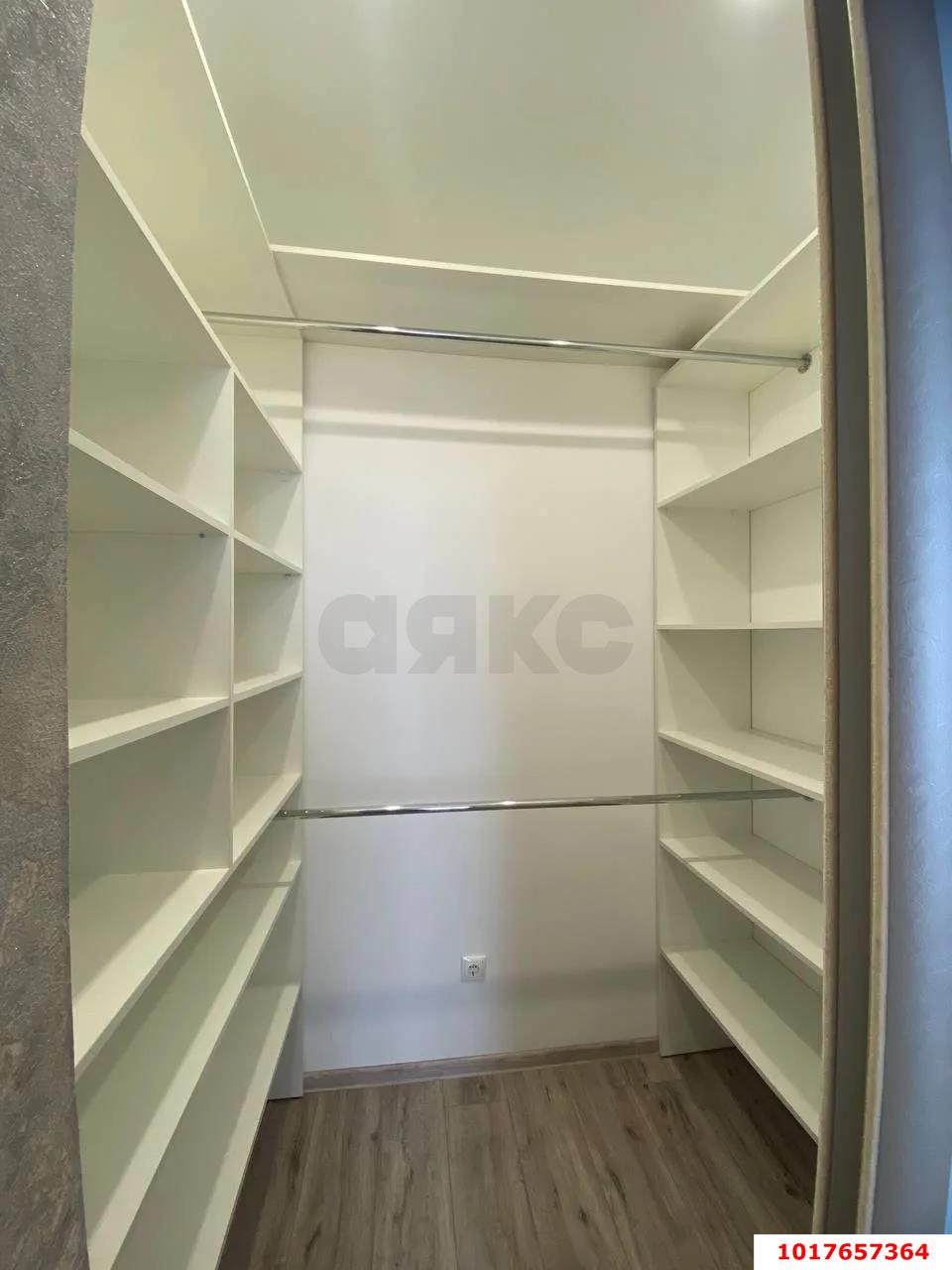 Фото №9: 1-комнатная квартира <span class="whitespace-nowrap">41 м²</span>, <span class="whitespace-nowrap">21/25 эт.</span> - Краснодар, Прикубанский внутригородской округ, ЖК Кубанский, мкр. Завод Измерительных Приборов, ул. Зиповская, 34к1