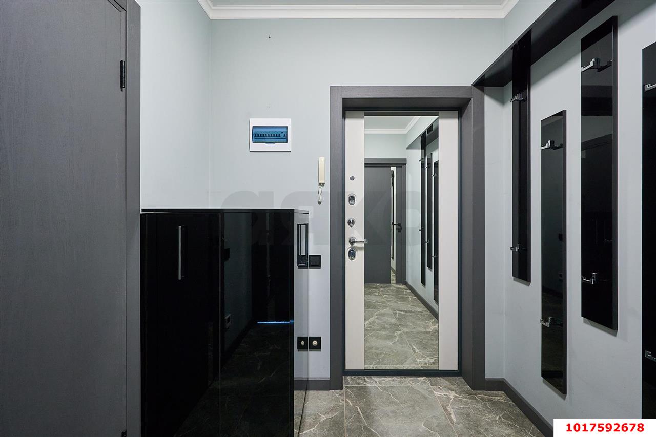 Фото №9: 1-комнатная квартира <span class="whitespace-nowrap">38 м²</span>, <span class="whitespace-nowrap">12/24 эт.</span> - Краснодар, Центральный внутригородской округ, мкр. Центральный, ул. Железнодорожная, 24