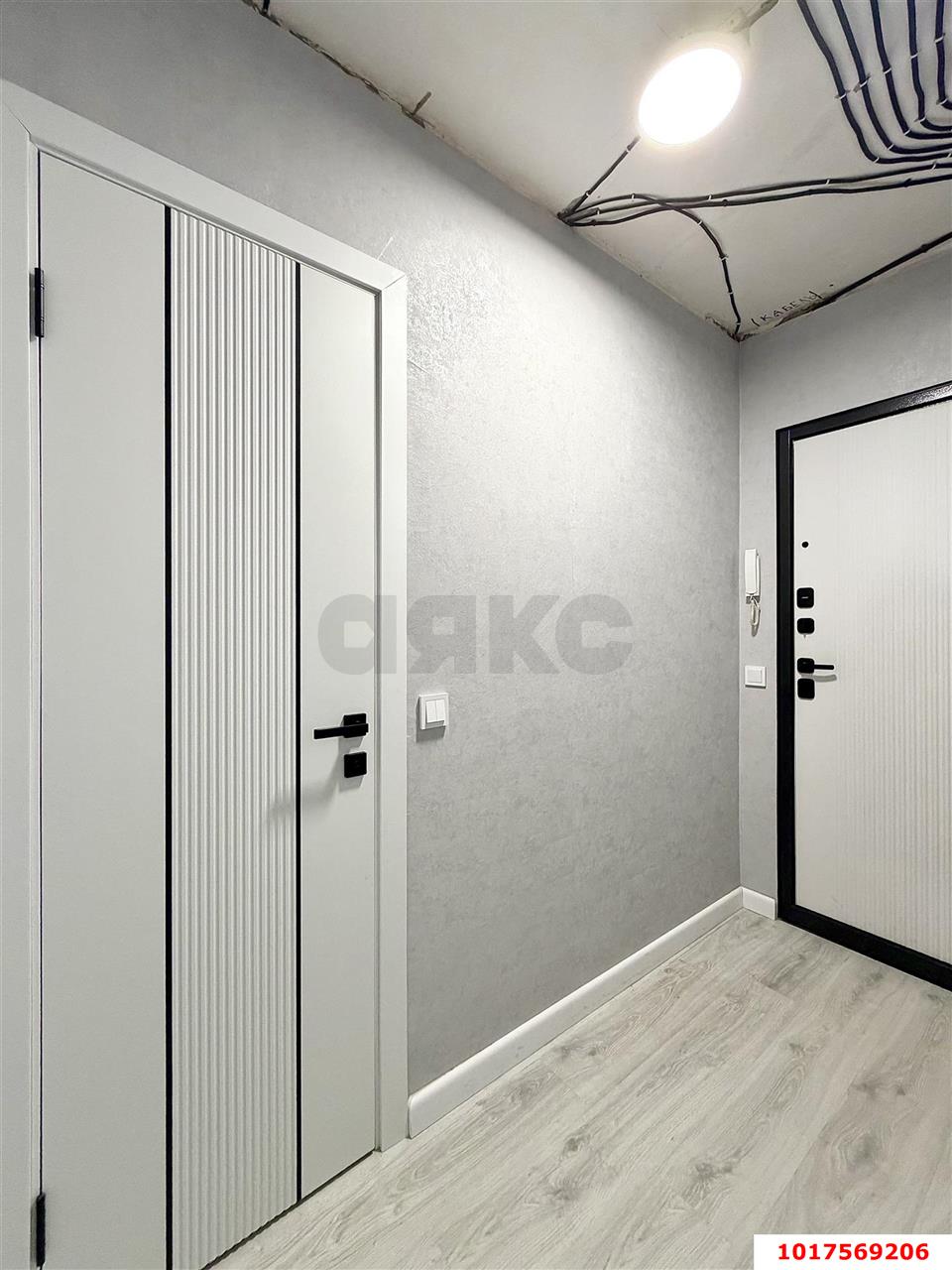 Фото №7: 1-комнатная квартира <span class="whitespace-nowrap">42 м²</span>, <span class="whitespace-nowrap">3/12 эт.</span> - Краснодар, Прикубанский внутригородской округ, мкр. Новый, ул. 9-я Тихая, 25