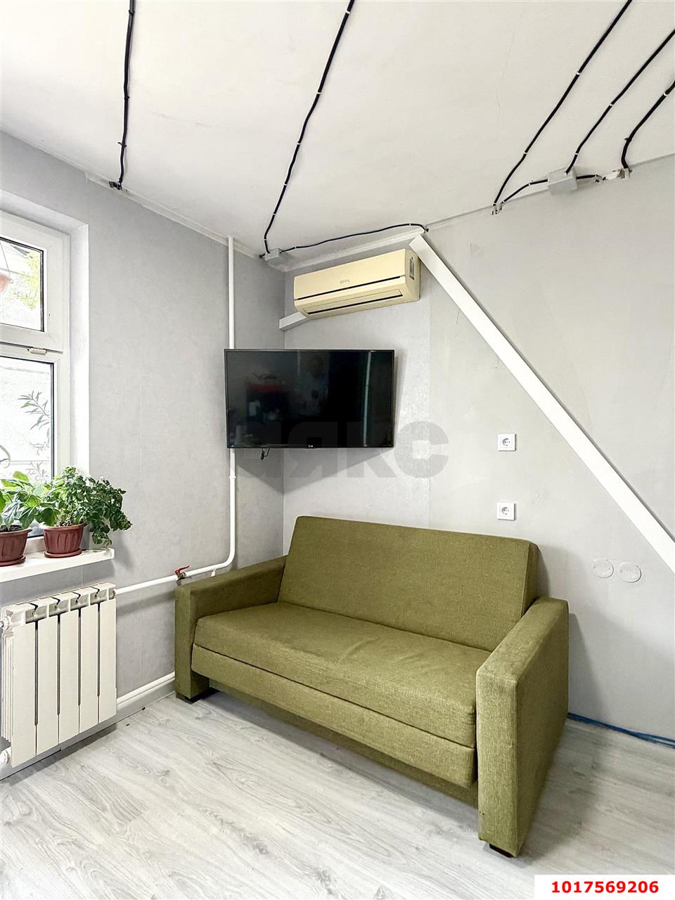 Фото №3: 1-комнатная квартира <span class="whitespace-nowrap">42 м²</span>, <span class="whitespace-nowrap">3/12 эт.</span> - Краснодар, Прикубанский внутригородской округ, мкр. Новый, ул. 9-я Тихая, 25