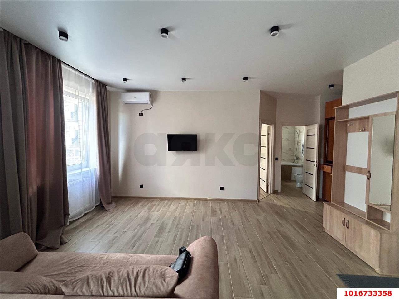 Фото №3: 2-комнатная квартира <span class="whitespace-nowrap">60 м²</span>, <span class="whitespace-nowrap">3/9 эт.</span> - Краснодар, Прикубанский внутригородской округ, мкр. жилой комплекс Облака, ул. имени Генерала Корнилова, 10