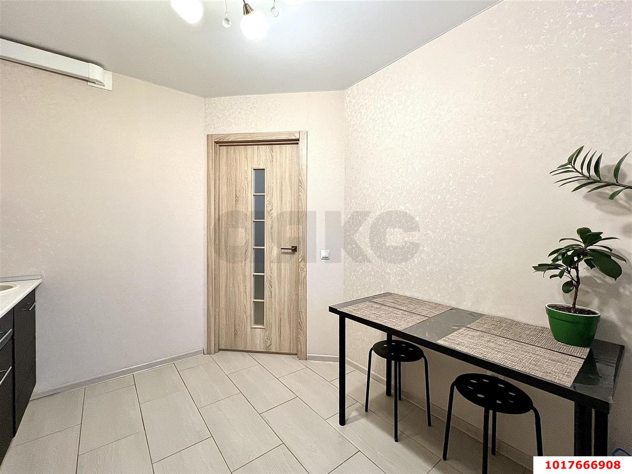 Фото №4: 1-комнатная квартира <span class="whitespace-nowrap">38 м²</span>, <span class="whitespace-nowrap">14/17 эт.</span> - Краснодар, Прикубанский внутригородской округ, Музыкальный, мкр. ЖК Светлый, ул. Московская, 144к1