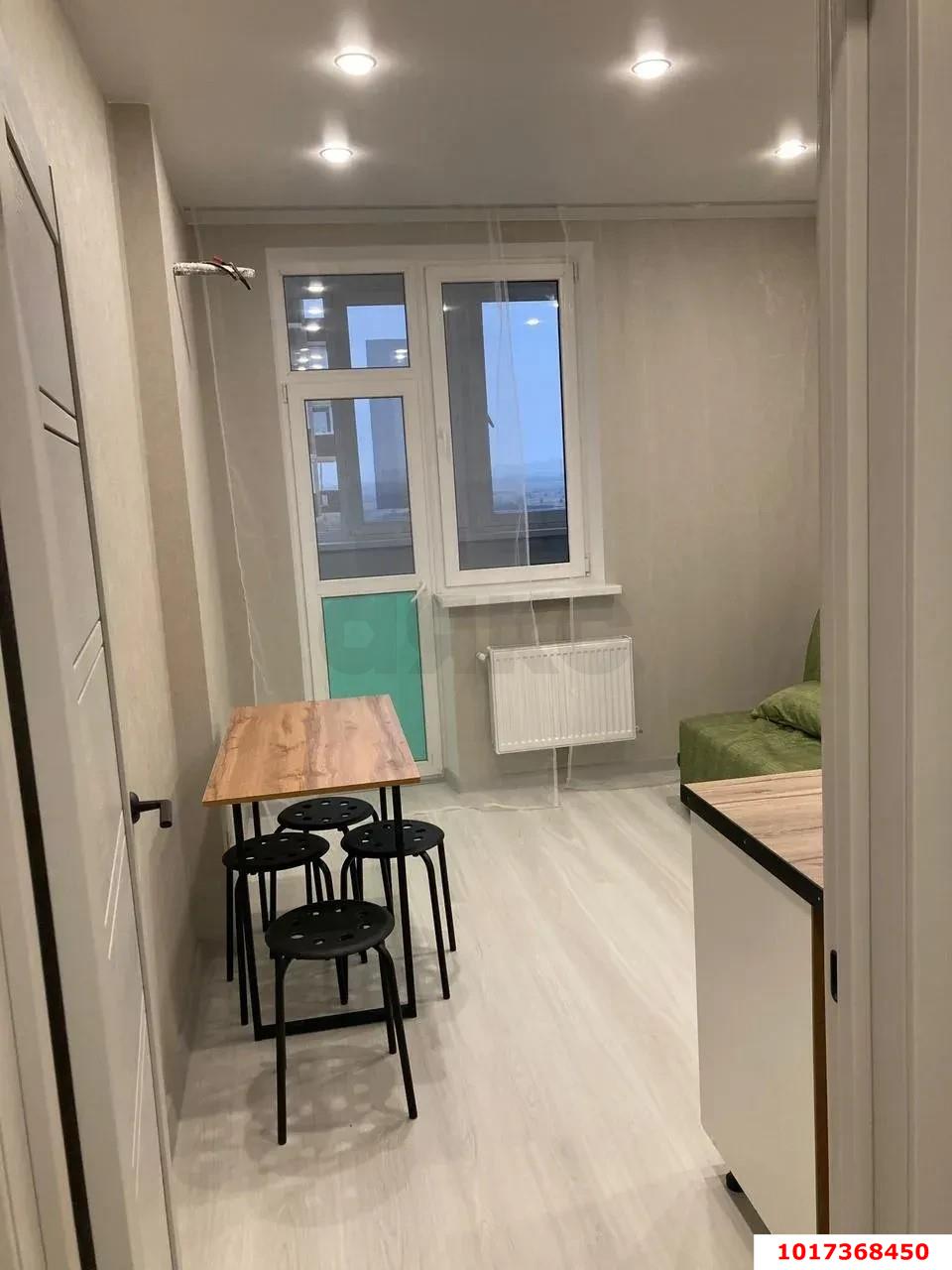 Фото №2: 1-комнатная квартира <span class="whitespace-nowrap">35 м²</span>, <span class="whitespace-nowrap">8/16 эт.</span> - Краснодар, Прикубанский внутригородской округ, мкр. жилой комплекс Ракурс, ул. имени Героя Ростовского, 8к4