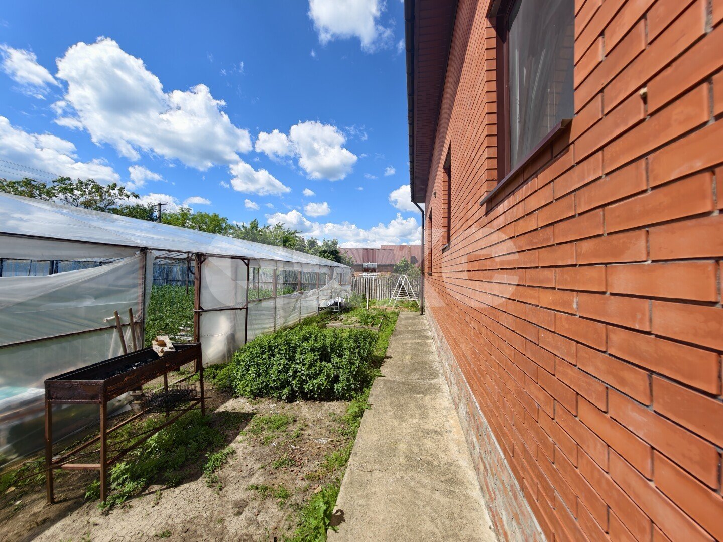 Фото №19: Дом <span class="whitespace-nowrap">247 м²</span> <span class="whitespace-nowrap">+ 10.02 сот.</span>, <span class="whitespace-nowrap">2 эт.</span> - Платнировская, ул. Энгельса, 22