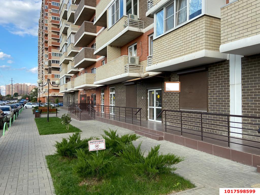 Фото №10: Торговое помещение <span class="whitespace-nowrap">65 м²</span>, <span class="whitespace-nowrap">1/18 эт.</span> - Краснодар, Карасунский внутригородской округ, Гидростроителей, мкр. жилой комплекс Премьера, ул. Автолюбителей, 1/7к2