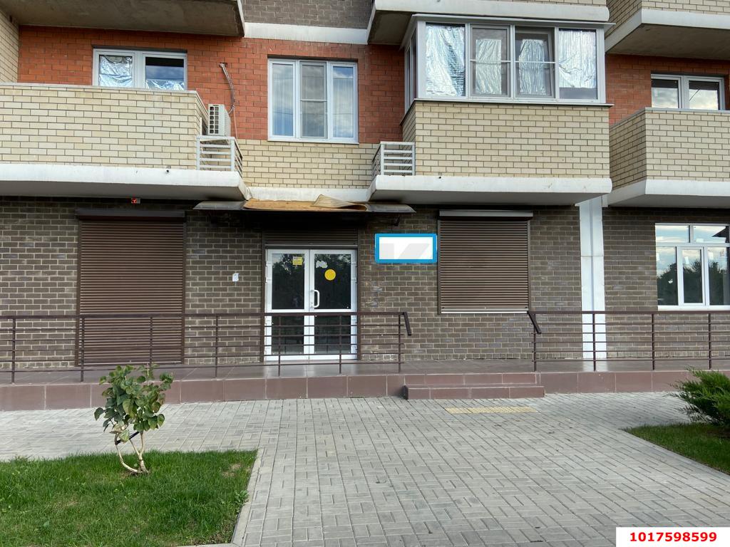 Фото №8: Торговое помещение <span class="whitespace-nowrap">65 м²</span>, <span class="whitespace-nowrap">1/18 эт.</span> - Краснодар, Карасунский внутригородской округ, Гидростроителей, мкр. жилой комплекс Премьера, ул. Автолюбителей, 1/7к2