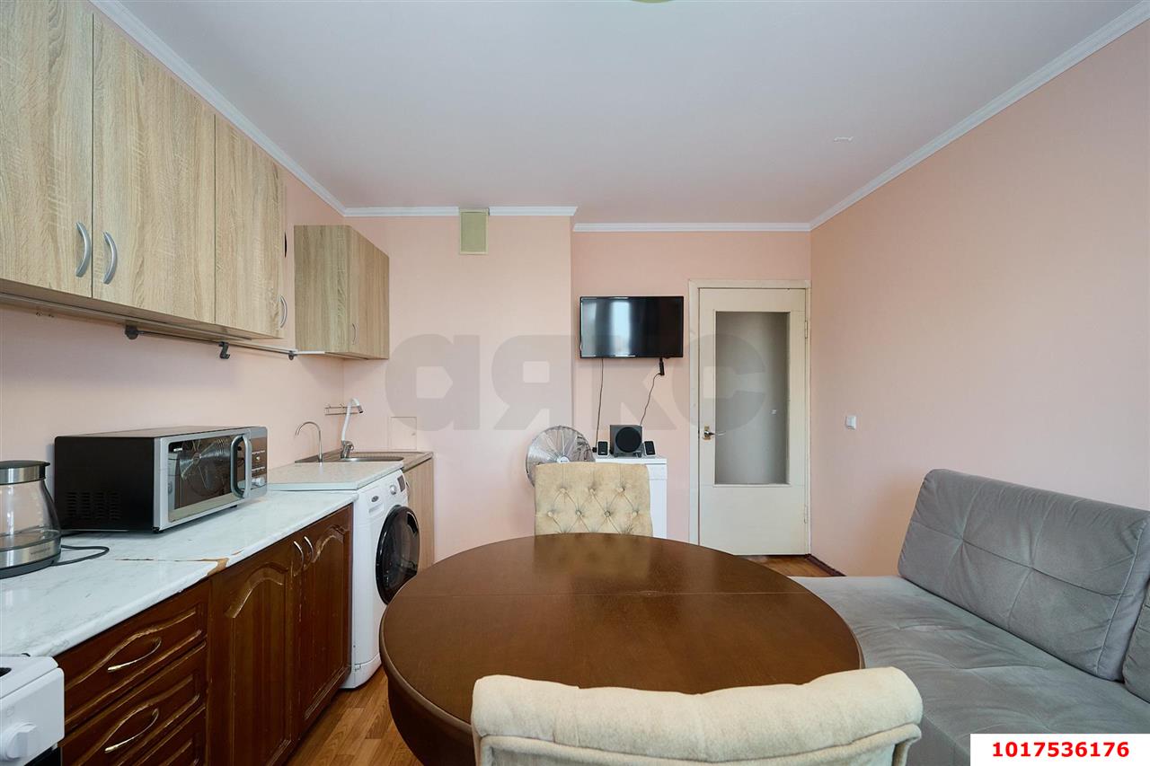 Фото №4: 1-комнатная квартира <span class="whitespace-nowrap">48 м²</span>, <span class="whitespace-nowrap">14/16 эт.</span> - Краснодар, Прикубанский внутригородской округ, Отделение № 1 совхоза Солнечный, мкр. Фестивальный, ул. Атарбекова, 5/1