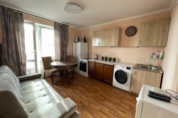 Фото №1: 1-комнатная квартира <span class="whitespace-nowrap">44 м²</span>, <span class="whitespace-nowrap">14/16 эт.</span> - Краснодар, мкр. Фестивальный, ул. Атарбекова, 5/1