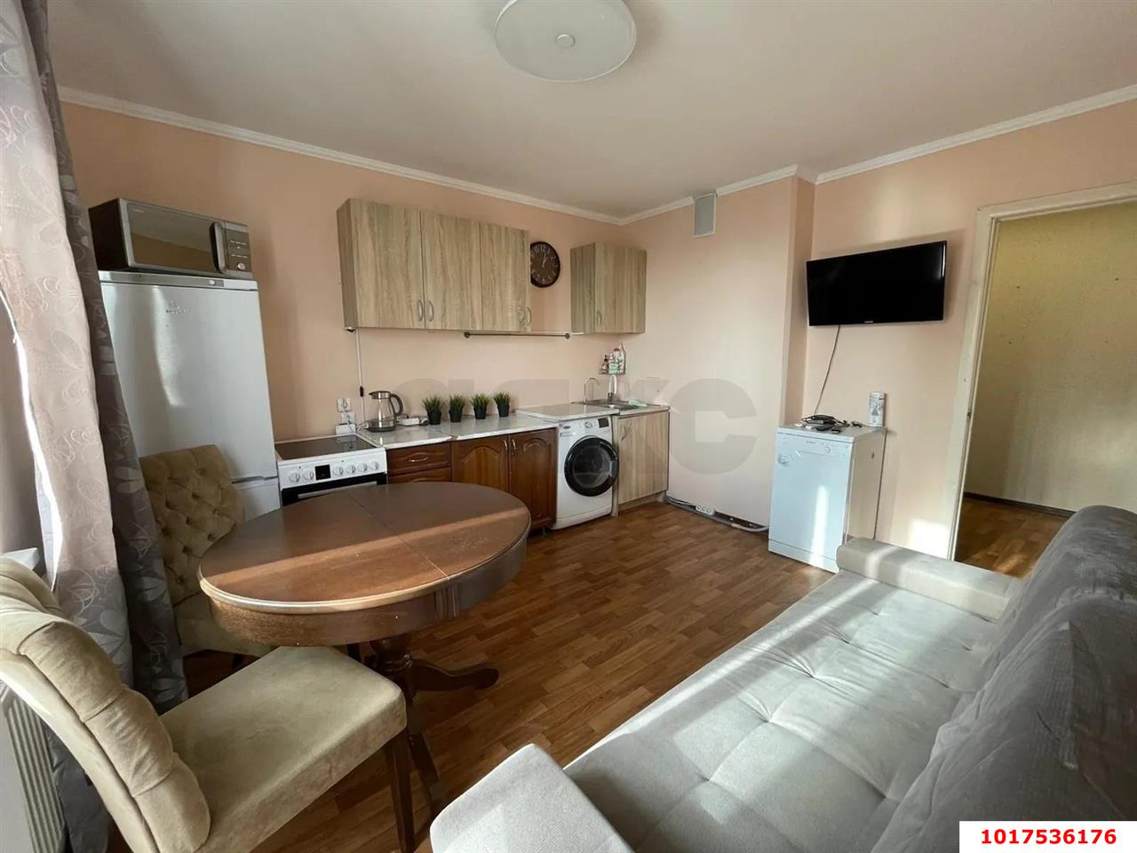 Фото №2: 1-комнатная квартира <span class="whitespace-nowrap">48 м²</span>, <span class="whitespace-nowrap">14/16 эт.</span> - Краснодар, Прикубанский внутригородской округ, Отделение № 1 совхоза Солнечный, мкр. Фестивальный, ул. Атарбекова, 5/1